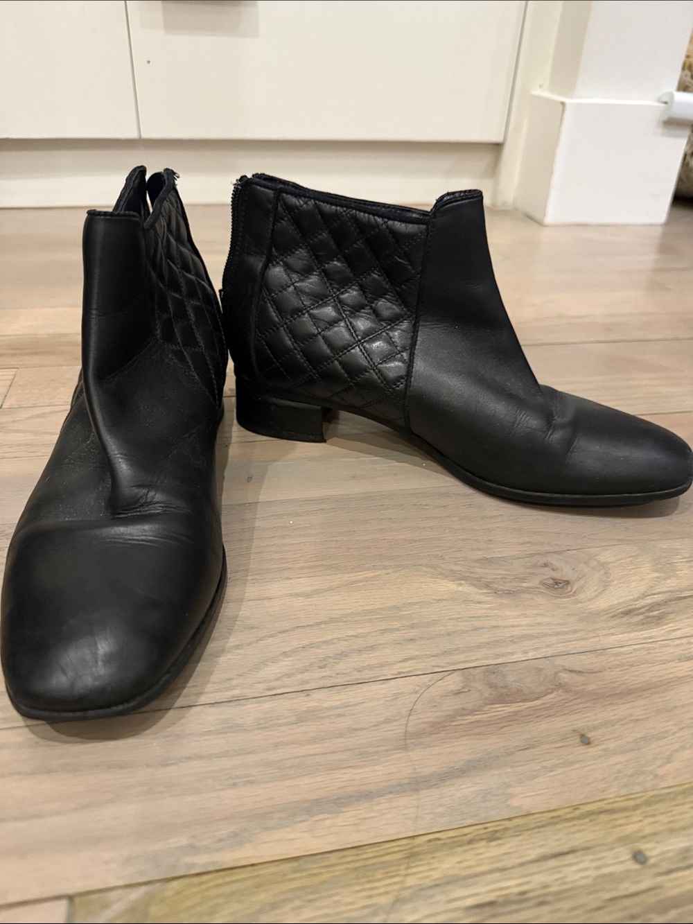 Aquatalia Black Quilted Leather Chelsea Ankle Boots